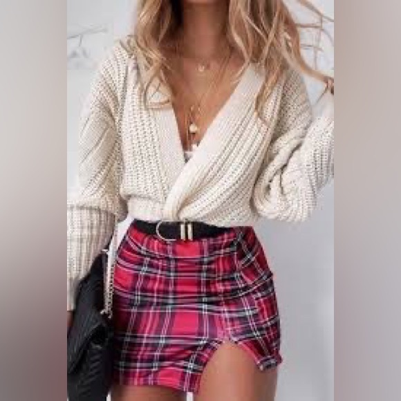 🎈 2 for $15 Plaid mini skirt ♥️ - Picture 8 of 8